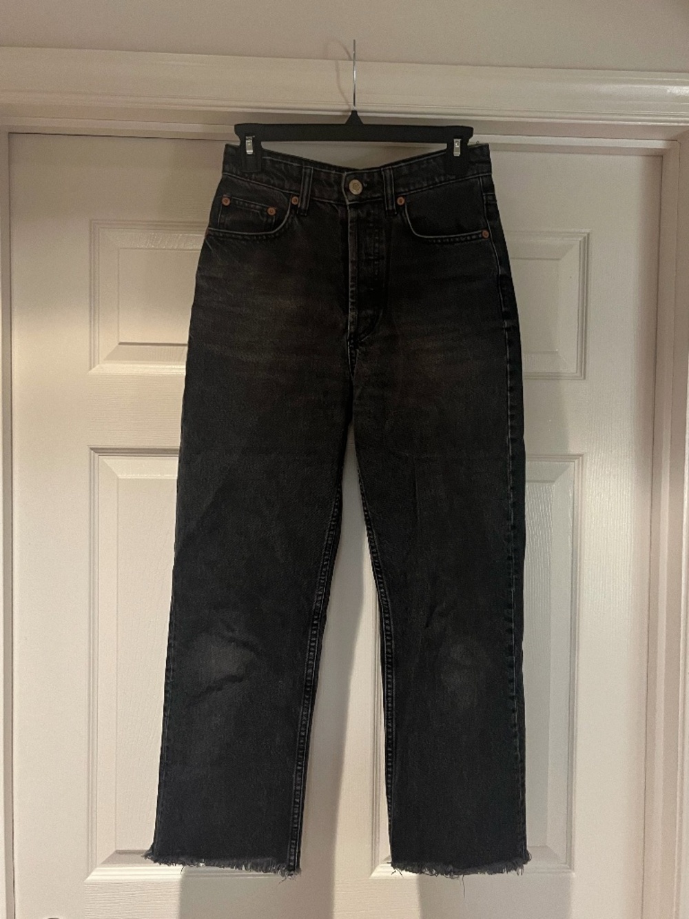 Zara Straight Leg Jeans Size 4, Gray